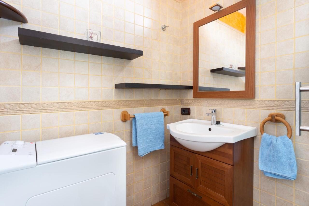 Apartamento En Primera Linea De Playa Con Aire Acondicionado Arona (Tenerife) Exterior foto